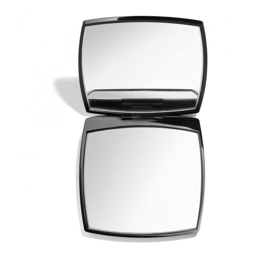 CHANEL MIROIR DOUBLE FACETTES 限定版 CHANEL Miroir Double Facettes 限定版