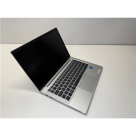 HP EliteBook 830 G8, i5-1135G7, 16 GB, 256 GB SSD, 13.3
