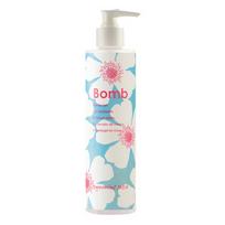 Bomb Cosmetics Peppermint Patch skystas rankų muilas 300ml