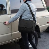 fot krepsiai - Peak design Everyday Messenger 13 (Charcoal) - 5 nuotrauka