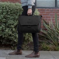 fot krepsiai - Peak design Everyday Messenger 13 (Charcoal) - 7 nuotrauka
