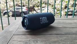 Pirkti JBL Charge 5 Black (Juoda) - Photo 3