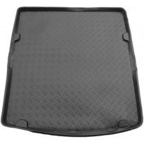 caddy bagazines kilimelis - Plastikinis bagažinės kilimėlis VOLKSWAGEN Caddy (2 vietų, gal. sėd. sudedam.) 2004-2016 - 1 nuotrauka