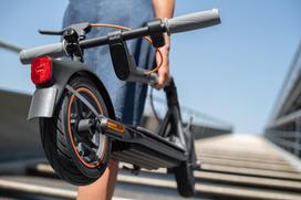 segway ninebot - Segway Ninebot KickScooter F40E Black (Juodas) - 6 nuotrauka