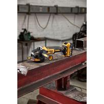 akumuliatoriu pakrovejas - Dewalt DCG405N-XJ - 3 nuotrauka
