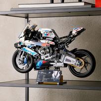 motociklu modeliukai - LEGO Technic BMW M 1000 RR 42130 - 12 nuotrauka
