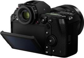 fotoaparatai panasonic lumix - Panasonic Lumix DC-S1 + 24-105mm - 6 nuotrauka