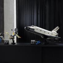 lego space - LEGO Icons NASA daugkartinis erdvėlaivis „Discovery“ 10283 - 6 nuotrauka