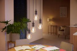 ismanioji lempute - Philips Hue, šiltai balta, E27, 7 W, 550 lm - 6 nuotrauka