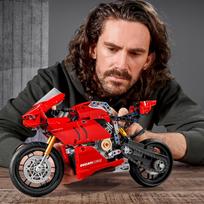 motociklu modeliukai - LEGO Technic Ducati Panigale V4 R 42107 - 12 nuotrauka