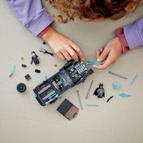 lego batmobile - LEGO DC COMICS BATMAN Betmeno automobilis: Pingvino gaudynės 76181 - 8 nuotrauka