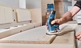 bosch pakrovejas - Briaunų freza Bosch GKF 12V-8; 12 V; (be akumuliatoriaus ir pakrovėjo) - 3 nuotrauka