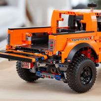 lego technic ford - LEGO Technic Ford F-150 Raptor 42126 - 7 nuotrauka