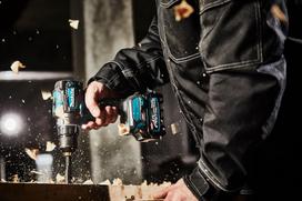 graztai 40 - MAKITA DF001GM201 40V Max XGT - 10 nuotrauka