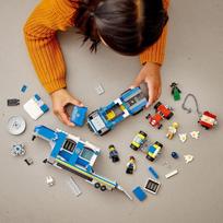 policijos - LEGO City Police Mobiliosios policijos vadavietės sunkvežimis 60315  - 6 nuotrauka