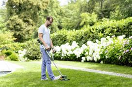 akumuliatorinis trimeris bosch - Bosch Universal Grass Cut 18-26 (06008C1E03) - 3 nuotrauka