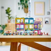 lego friends heartlake city - LEGO Friends - Building on the Main Street 41704 - 6 nuotrauka