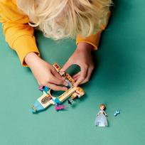lego disney - LEGO Frozen - Annas castle courtyard 43198 - 7 nuotrauka