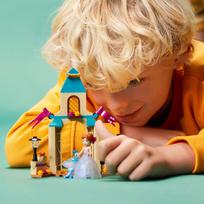 lego disney - LEGO Frozen - Annas castle courtyard 43198 - 8 nuotrauka
