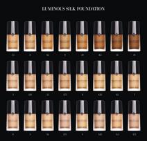 makiazio - Giorgio Armani Luminous Silk makiažo pagrindas 6.5 - 3 nuotrauka
