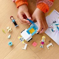 lego greitoji - LEGO Friends Gyvūnų klinikos greitosios pagalbos automobilis 41694 - 9 nuotrauka