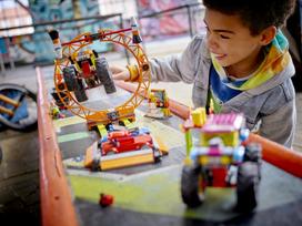 lego city - LEGO CITY STUNTZ Kaskadininkų pasirodymo arena 60295  - 11 nuotrauka
