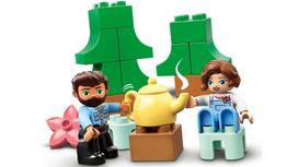 lego duplo - LEGO Duplo Nuotykiai su šeimos nameliu ant ratų 10946, 30 vnt. - 10 nuotrauka
