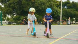paspirtukas scooter - Razor Wild Ones Junior Kick Scooter Shark - 4 nuotrauka