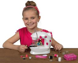 siuvimo masina vaika - Klein Kids Sewing Machine 7901 - 5 nuotrauka
