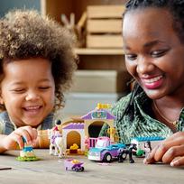priekaba zirgami - LEGO Friends Žirgo treniruotė ir priekaba 41441 - 2 nuotrauka