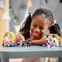 lego friends - LEGO Friends Magiški akrobatai 41686 - 3 nuotrauka