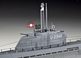 revell konstruktoriai - Revell Deutsches U-Boot Type XXI With Interior 1:144 05078 - 3 nuotrauka