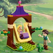 lego bokstas - LEGO Disney Rapunzels Tower 43187 - 6 nuotrauka