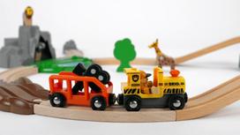 gelezinkeliams - Rinkinys Brio World Safari Adventure Set - 9 nuotrauka