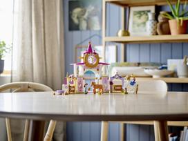 zirgas zaislai - LEGO DISNEY Gražuolės ir Auksaplaukės karališkosios arklidės 43195 - 4 nuotrauka
