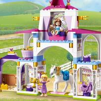 zirgas zaislai - LEGO DISNEY Gražuolės ir Auksaplaukės karališkosios arklidės 43195 - 5 nuotrauka