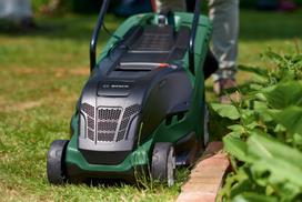 bosch vejapjov - Bosch UniversalRotak 450 - 4 nuotrauka