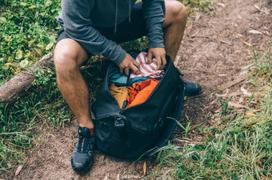 kuprine 35l - Peak Design Travel Duffel 35L, juoda - 10 nuotrauka