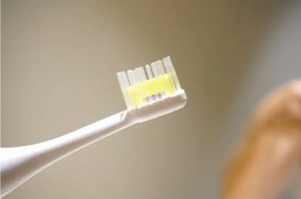 silk'n - Elektrinis dantų šepetėlis Silkn ToothWave TW1PE3001, baltas - 4 nuotrauka