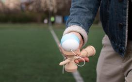 yoyo - Kendama žaislas, medinis/mėlynas - 2 nuotrauka