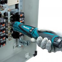 makita impact - Suktuvas-gręžtuvas Makita DF012DSE; 7,2 V; 2x1,5 Ah akum. - 3 nuotrauka