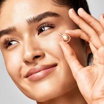 elizabeth arden kapsules - Elizabeth Arden Ceramide Vitamin C 60vnt Moterims Serumai odai - 4 nuotrauka
