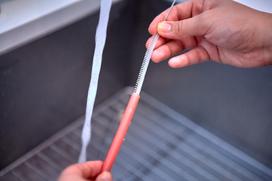 silikoninis siaudelis - Marcus & Marcus Silicone Straws & Brush Set - 7 nuotrauka