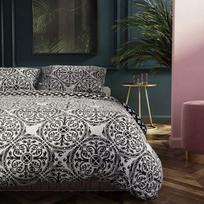 DecoKing Hypnosis Mandala Bedding Set 155x220 2pcs/80x80 2pcs