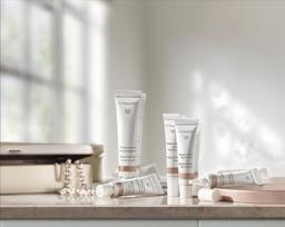 neck cream - Dr. Hauschka Regenerating Neck And Decollete Cream 40ml - 3 nuotrauka