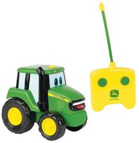 tomas traktoriuko - Tomy Remote Controlled Johnny Tractor 42946A1 - 1 nuotrauka