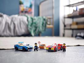 policijos - LEGO City Policijos sulaikymas greitkelyje 60242  - 8 nuotrauka