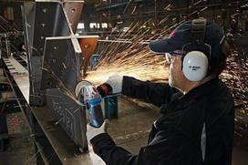 bosch professional kampinis slifuoklis - Kampinis šlifuoklis Bosch GWS 19-125 CIE - 3 nuotrauka
