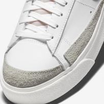 balti batai moterims - Nike Wmns Blazer Low Platform - 2 nuotrauka