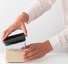indai - Brabantia Tasty+ Square Canister 0.7l Dark Grey - 3 nuotrauka